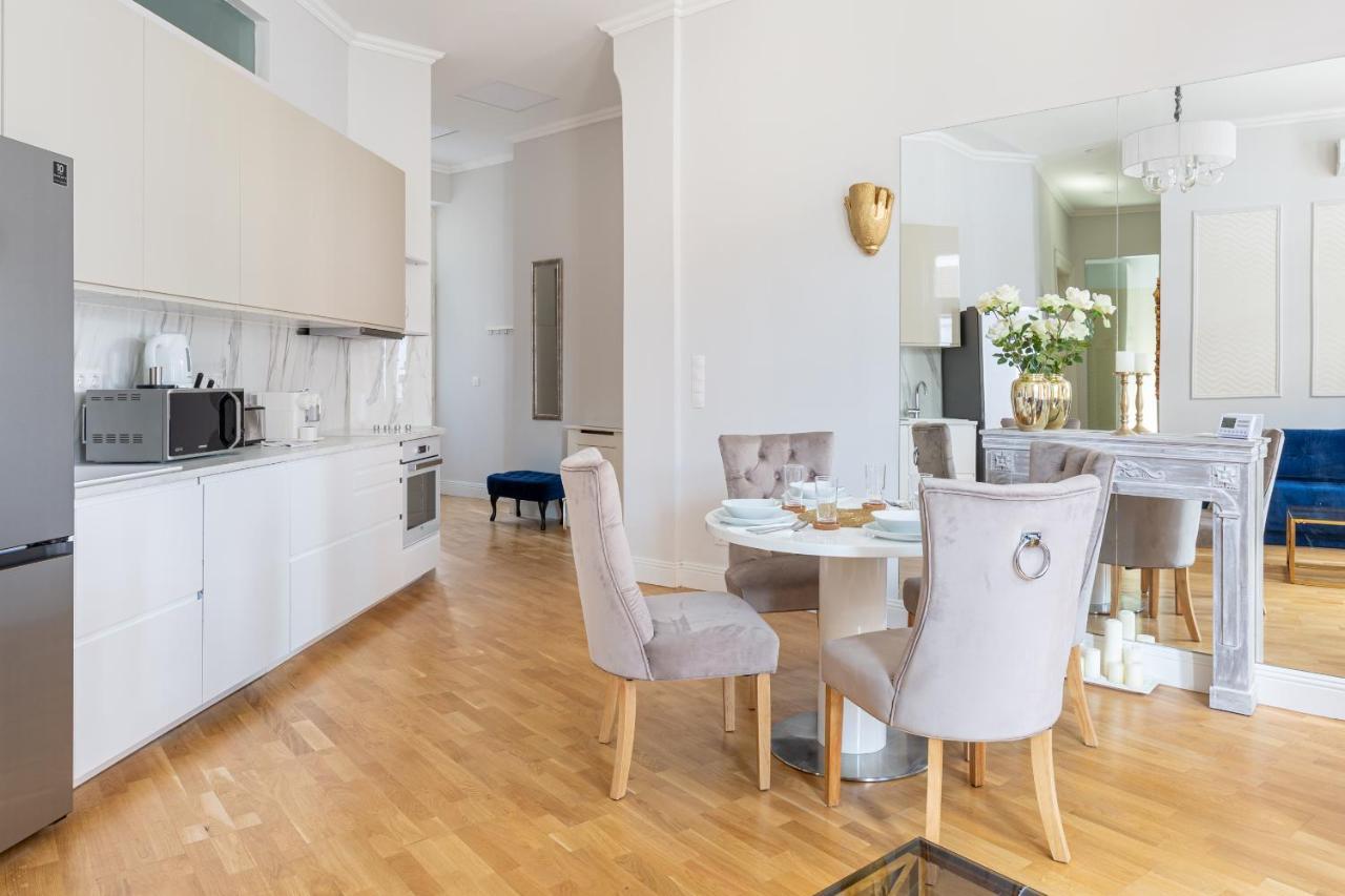 Designer Luxury In The Jewish Quarter Apartament